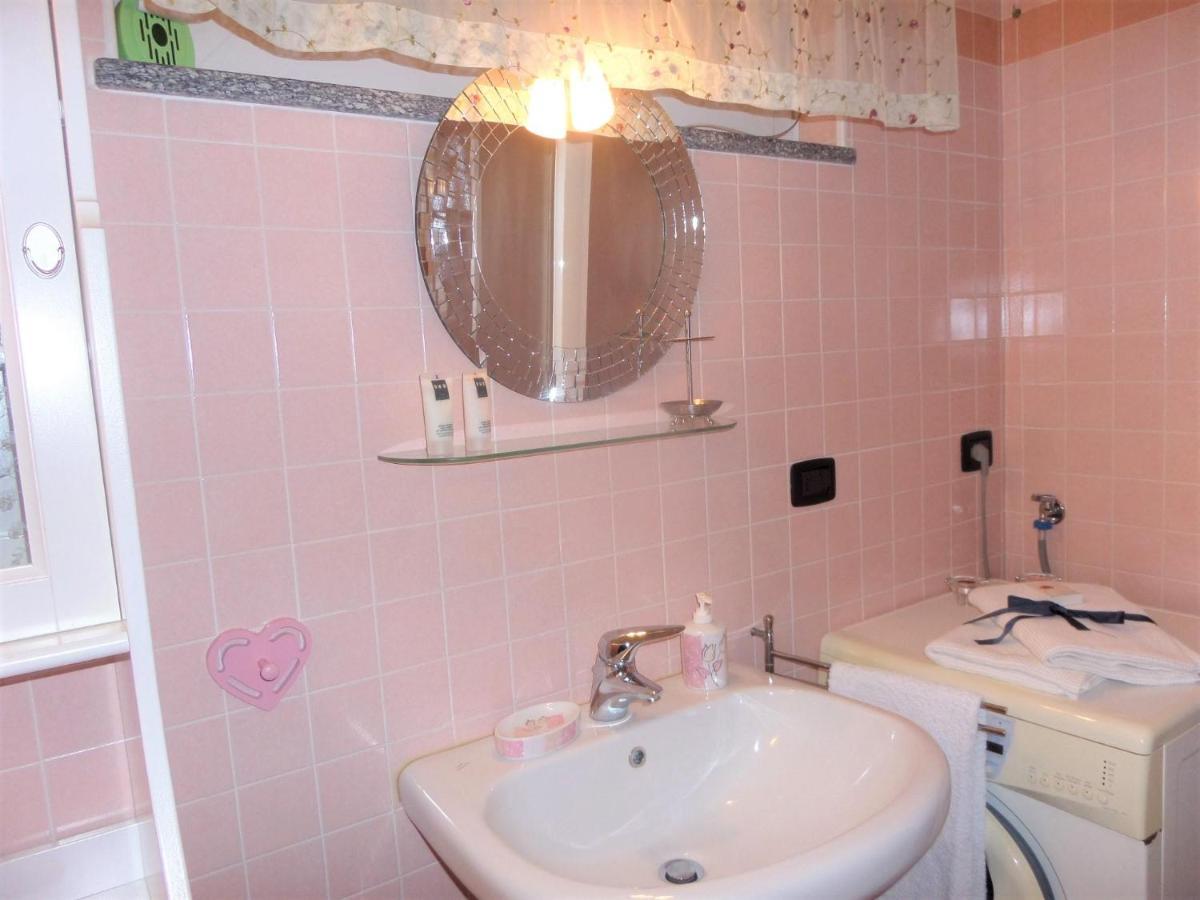 Nido Di Mariangela See-Ferienwohnung Bellano Exteriör bild